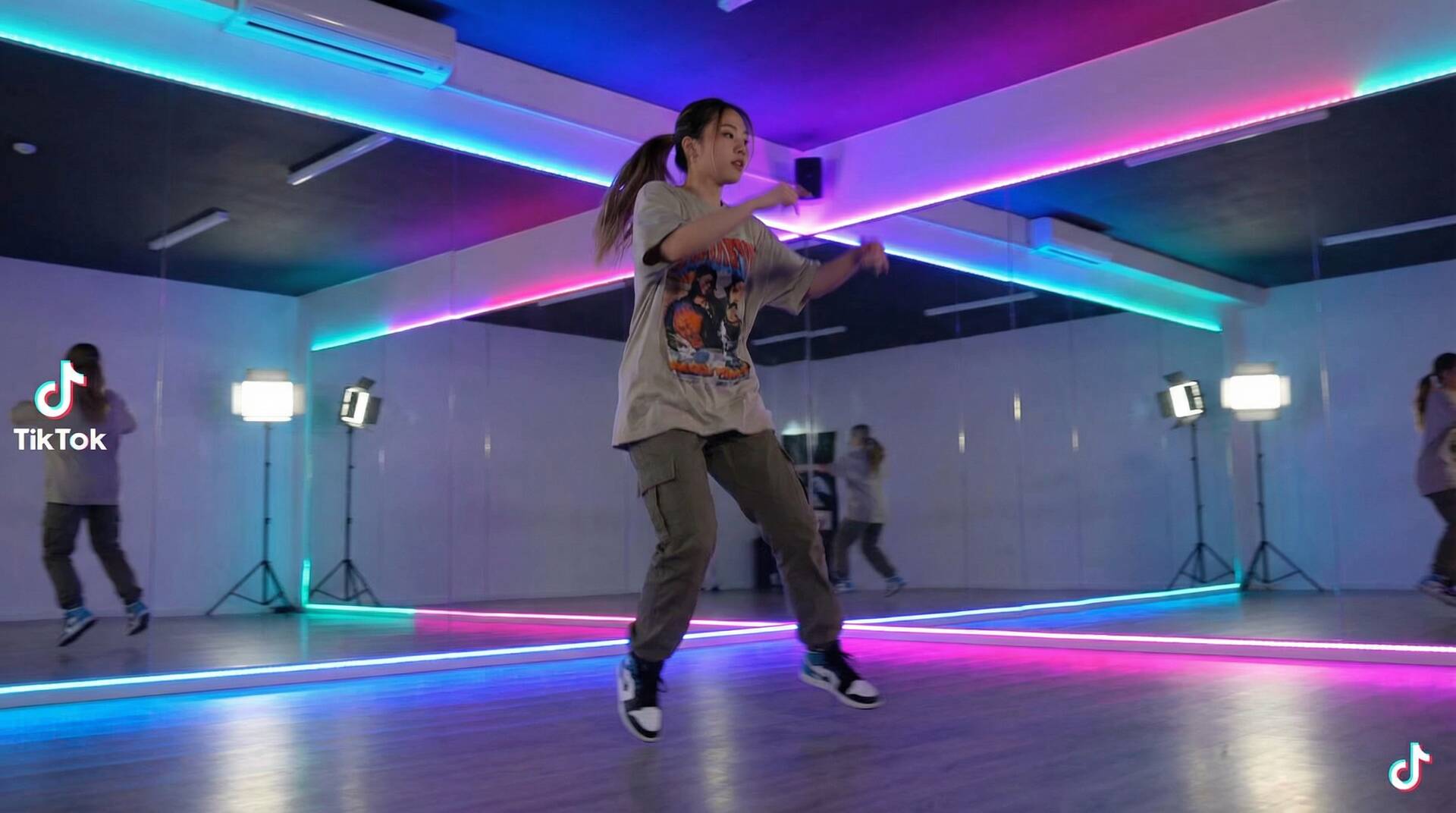 蜜芽美少女写真视频